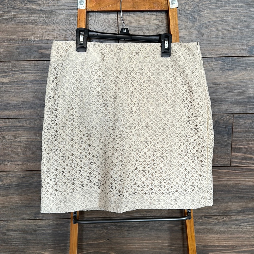 Like New Ann Taylor Loft Cream Lace Skirt